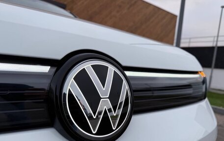 Volkswagen Tiguan, 2025 год, 4 900 000 рублей, 10 фотография