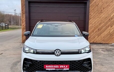 Volkswagen Tiguan, 2025 год, 4 900 000 рублей, 2 фотография