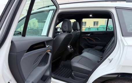 Volkswagen Tiguan, 2025 год, 4 900 000 рублей, 15 фотография