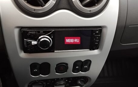 Renault Sandero I, 2014 год, 700 000 рублей, 4 фотография