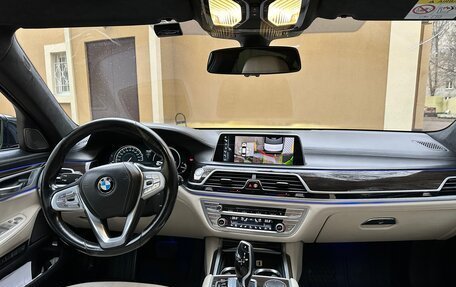 BMW 7 серия, 2017 год, 3 400 000 рублей, 13 фотография