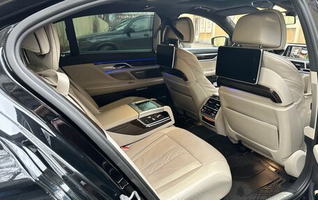 BMW 7 серия, 2017 год, 3 400 000 рублей, 12 фотография