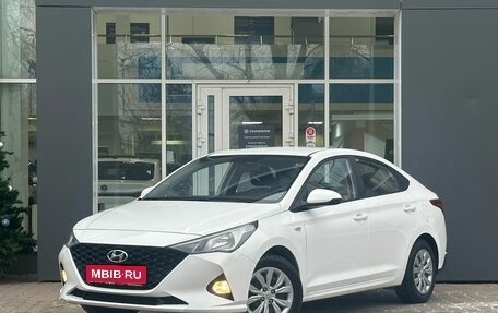 Hyundai Solaris II рестайлинг, 2021 год, 1 589 000 рублей, 1 фотография