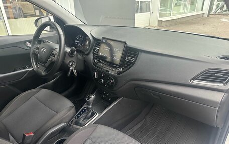 Hyundai Solaris II рестайлинг, 2021 год, 1 589 000 рублей, 7 фотография