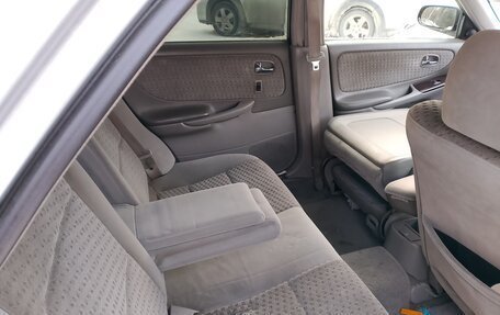 Mazda Capella, 2002 год, 250 000 рублей, 13 фотография