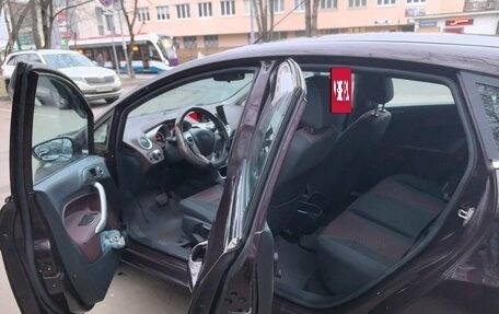 Ford Fiesta, 2010 год, 580 000 рублей, 4 фотография