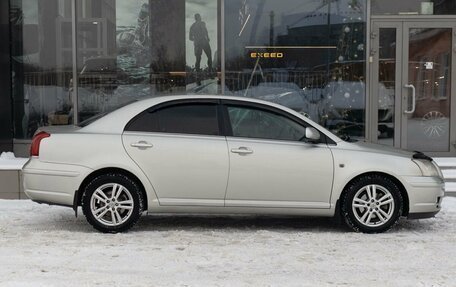 Toyota Avensis III рестайлинг, 2005 год, 900 000 рублей, 4 фотография