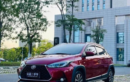 Toyota Yaris XP150 рестайлинг, 2022 год, 1 020 000 рублей, 3 фотография