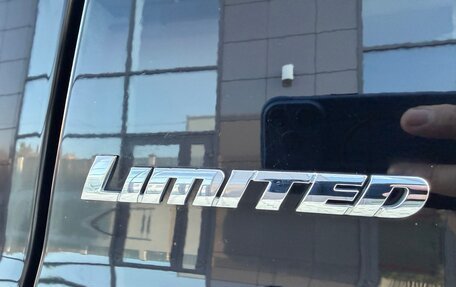 Toyota Sequoia II рестайлинг, 2008 год, 2 950 000 рублей, 21 фотография