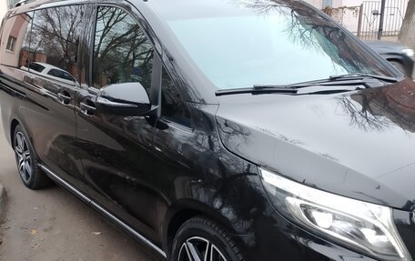 Mercedes-Benz V-Класс, 2019 год, 4 800 000 рублей, 9 фотография