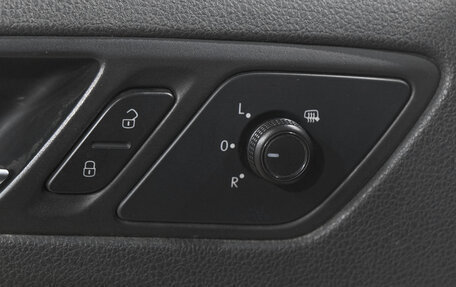 Volkswagen Jetta VI, 2015 год, 1 369 000 рублей, 14 фотография