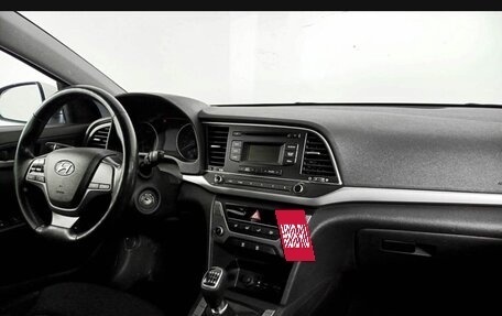 Hyundai Elantra VI рестайлинг, 2017 год, 1 390 000 рублей, 3 фотография