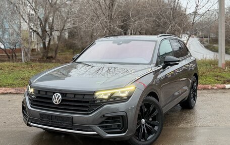 Volkswagen Touareg III, 2018 год, 4 890 000 рублей, 7 фотография