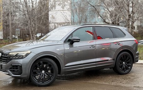 Volkswagen Touareg III, 2018 год, 4 890 000 рублей, 6 фотография