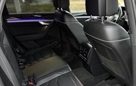 Volkswagen Touareg III, 2018 год, 4 890 000 рублей, 23 фотография