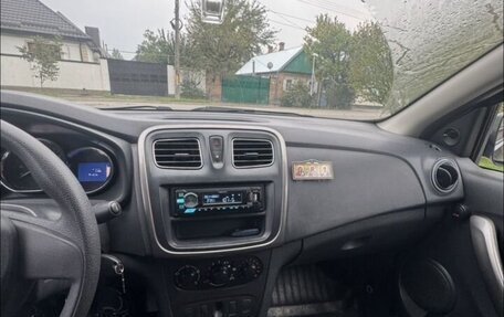 Renault Logan II, 2014 год, 450 000 рублей, 6 фотография