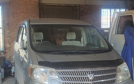 Toyota Alphard III, 2004 год, 1 400 000 рублей, 1 фотография