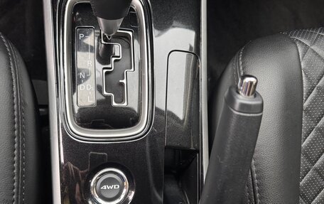 Mitsubishi Outlander III рестайлинг 3, 2018 год, 2 000 000 рублей, 14 фотография