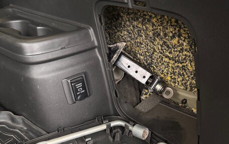 Mitsubishi Outlander III рестайлинг 3, 2018 год, 2 000 000 рублей, 24 фотография