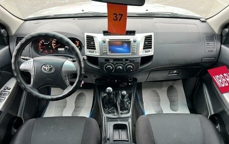 Toyota Hilux VII, 2014 год, 2 829 000 рублей, 16 фотография