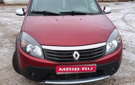 Renault Sandero I, 2014 год, 680 000 рублей, 1 фотография