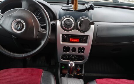 Renault Sandero I, 2014 год, 680 000 рублей, 3 фотография