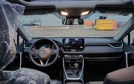 Toyota RAV4, 2025 год, 3 890 000 рублей, 20 фотография