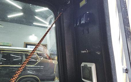 Mercedes-Benz G-Класс W463 рестайлинг _ii, 1997 год, 2 000 000 рублей, 13 фотография