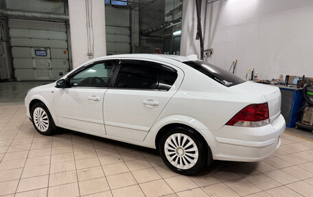 Opel Astra H, 2011 год, 545 000 рублей, 1 фотография