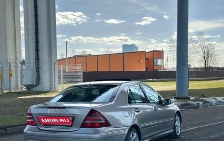 Mercedes-Benz C-Класс, 2005 год, 450 000 рублей, 2 фотография