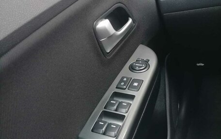 KIA Rio III рестайлинг, 2014 год, 1 130 000 рублей, 23 фотография