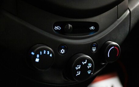 Chevrolet Spark III, 2012 год, 675 000 рублей, 13 фотография