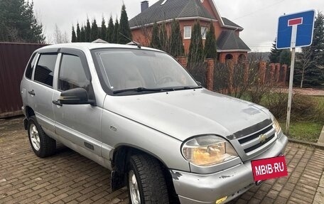 Chevrolet Niva I рестайлинг, 2004 год, 320 000 рублей, 11 фотография