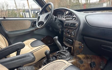 Chevrolet Niva I рестайлинг, 2004 год, 320 000 рублей, 38 фотография