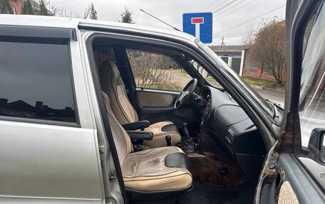 Chevrolet Niva I рестайлинг, 2004 год, 320 000 рублей, 37 фотография