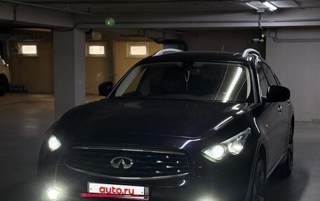 Infiniti FX II, 2011 год, 1 550 000 рублей, 11 фотография