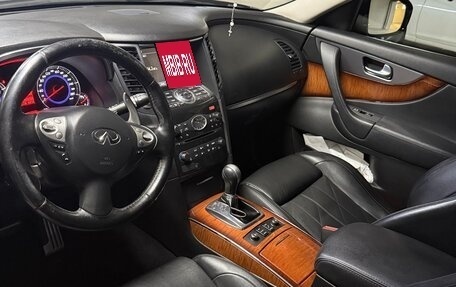 Infiniti FX II, 2011 год, 1 550 000 рублей, 9 фотография