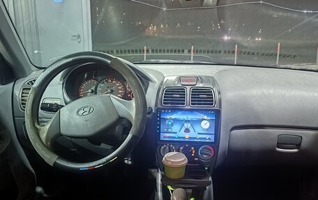 Hyundai Accent II, 2005 год, 330 000 рублей, 9 фотография