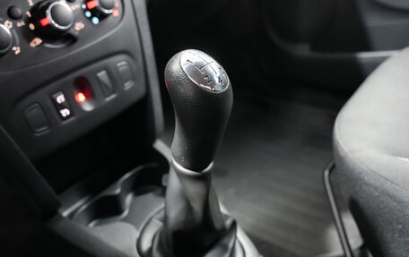 Renault Sandero II рестайлинг, 2019 год, 1 282 000 рублей, 14 фотография