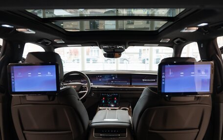 Cadillac Escalade V, 2025 год, 23 290 000 рублей, 13 фотография