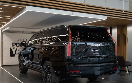 Cadillac Escalade V, 2025 год, 23 290 000 рублей, 14 фотография