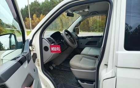 Volkswagen Transporter T5 рестайлинг, 2003 год, 1 000 000 рублей, 1 фотография