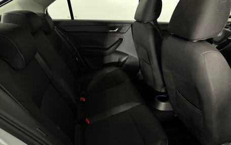 Skoda Rapid I, 2014 год, 1 147 000 рублей, 16 фотография