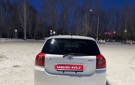 Toyota Corolla, 2001 год, 2 фотография