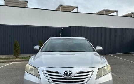 Toyota Camry, 2008 год, 1 150 000 рублей, 1 фотография