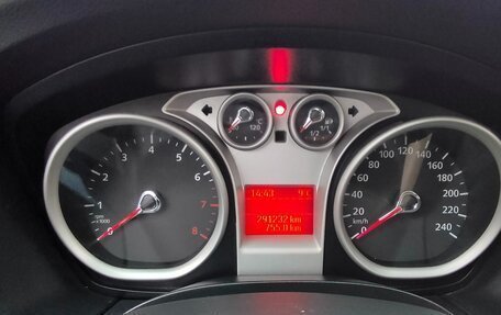 Ford Focus II рестайлинг, 2010 год, 550 000 рублей, 10 фотография