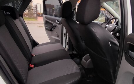 Ford Focus II рестайлинг, 2010 год, 550 000 рублей, 15 фотография