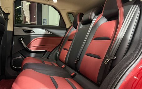 FAW Bestune T77, 2022 год, 1 790 000 рублей, 11 фотография