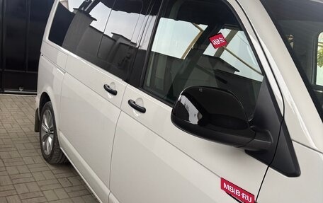 Volkswagen Caravelle T6 рестайлинг, 2016 год, 3 300 000 рублей, 9 фотография