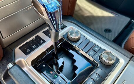 Toyota Land Cruiser 200, 2015 год, 4 550 000 рублей, 11 фотография